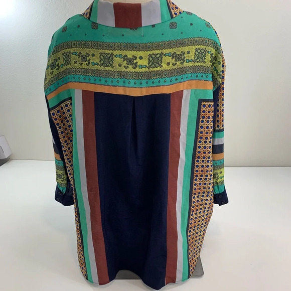 Clover Canyon Slight Hi-Low Blouse Top - Picture 8 of 8